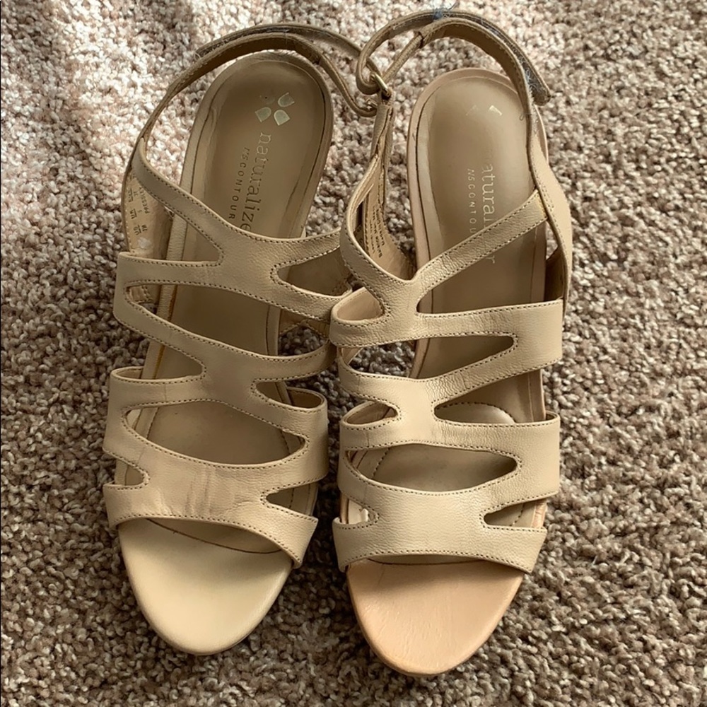 Naturalized brand nude heel